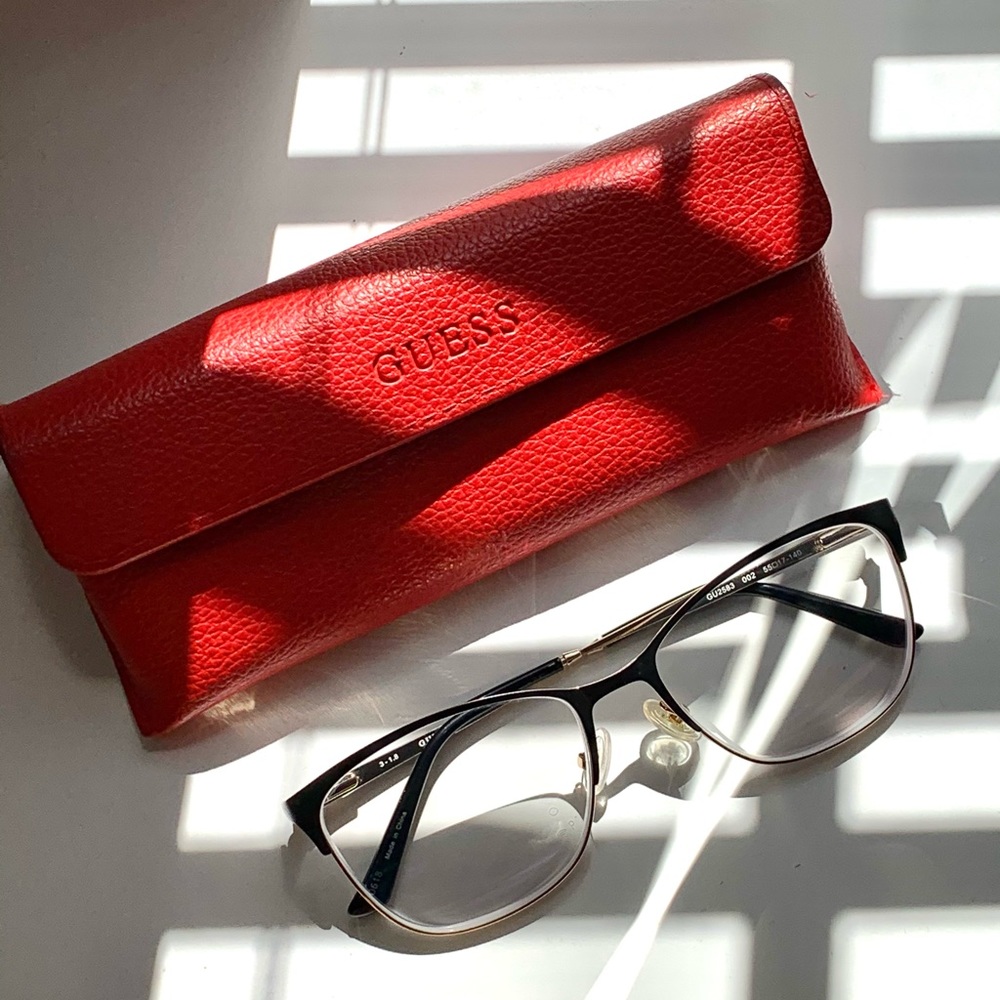GU2583 GUESS READING GLASSES FRAME